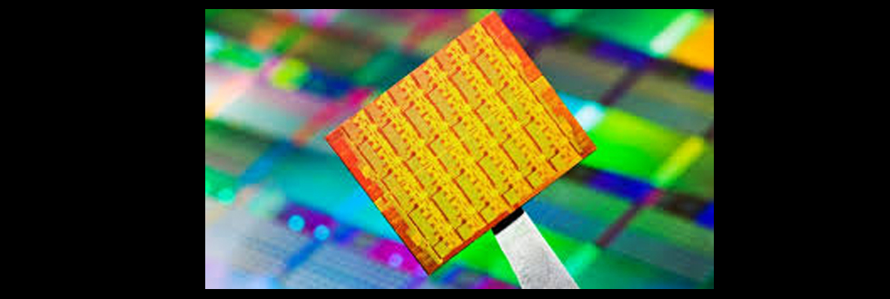 Intel Unveils Hybrid Xeon-FPGA Chip for Betterment of Cloud Services